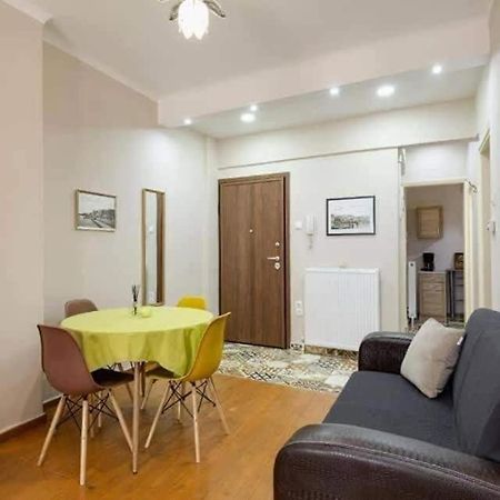 Private Pristine Balcony Home- Heart Of The Center سالونيك المظهر الخارجي الصورة