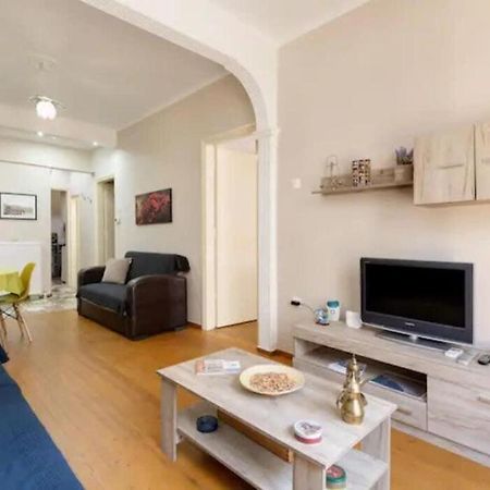 Private Pristine Balcony Home- Heart Of The Center سالونيك المظهر الخارجي الصورة