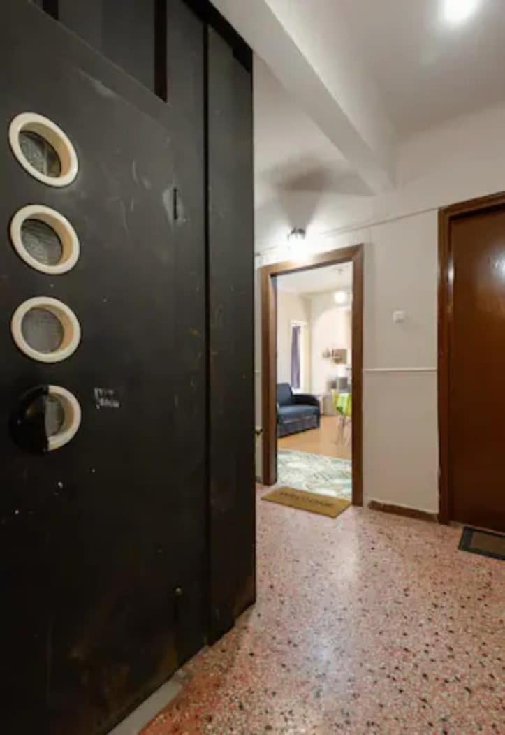 Private Pristine Balcony Home- Heart Of The Center سالونيك المظهر الخارجي الصورة
